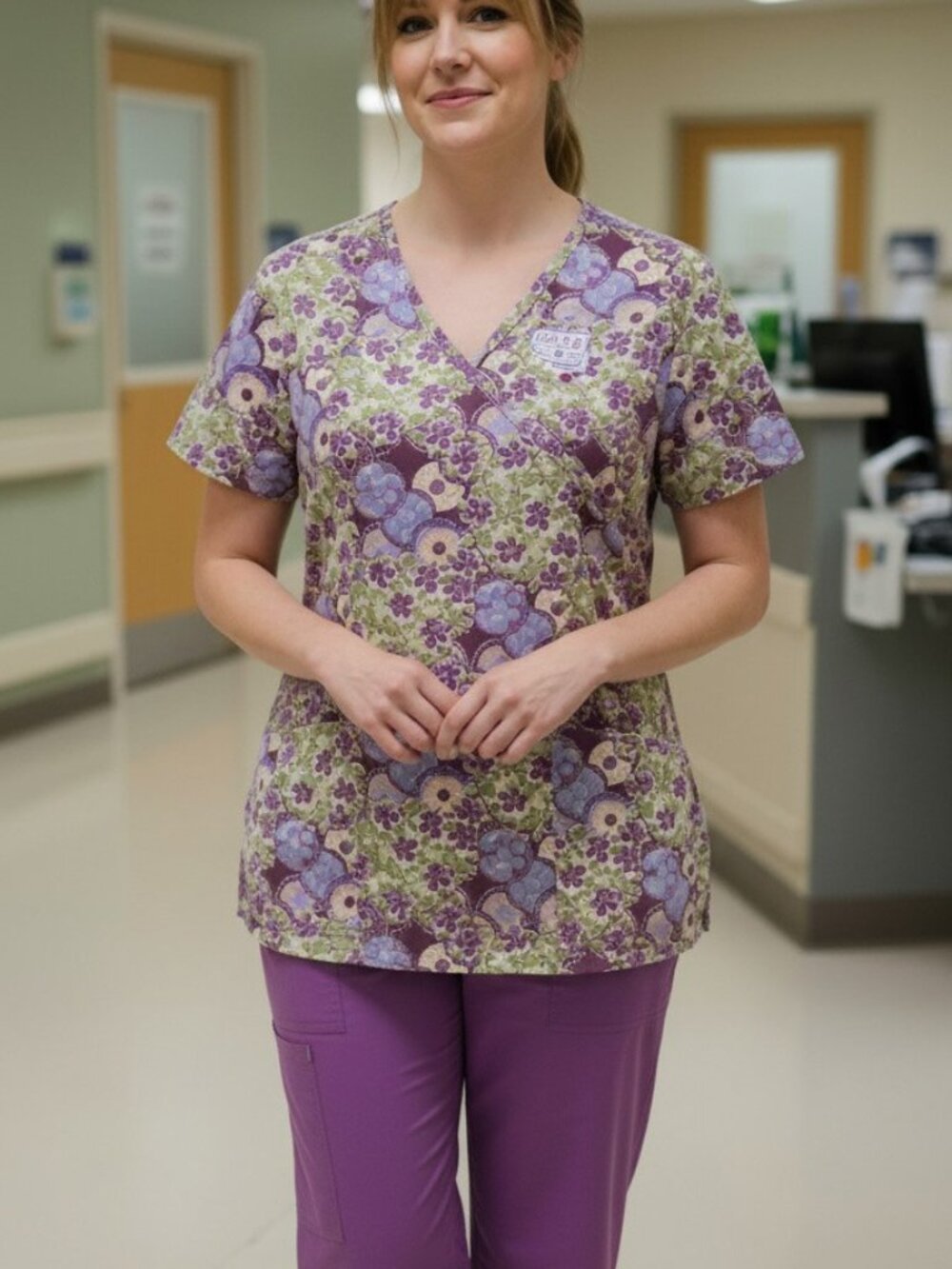 Scrub top women's size med